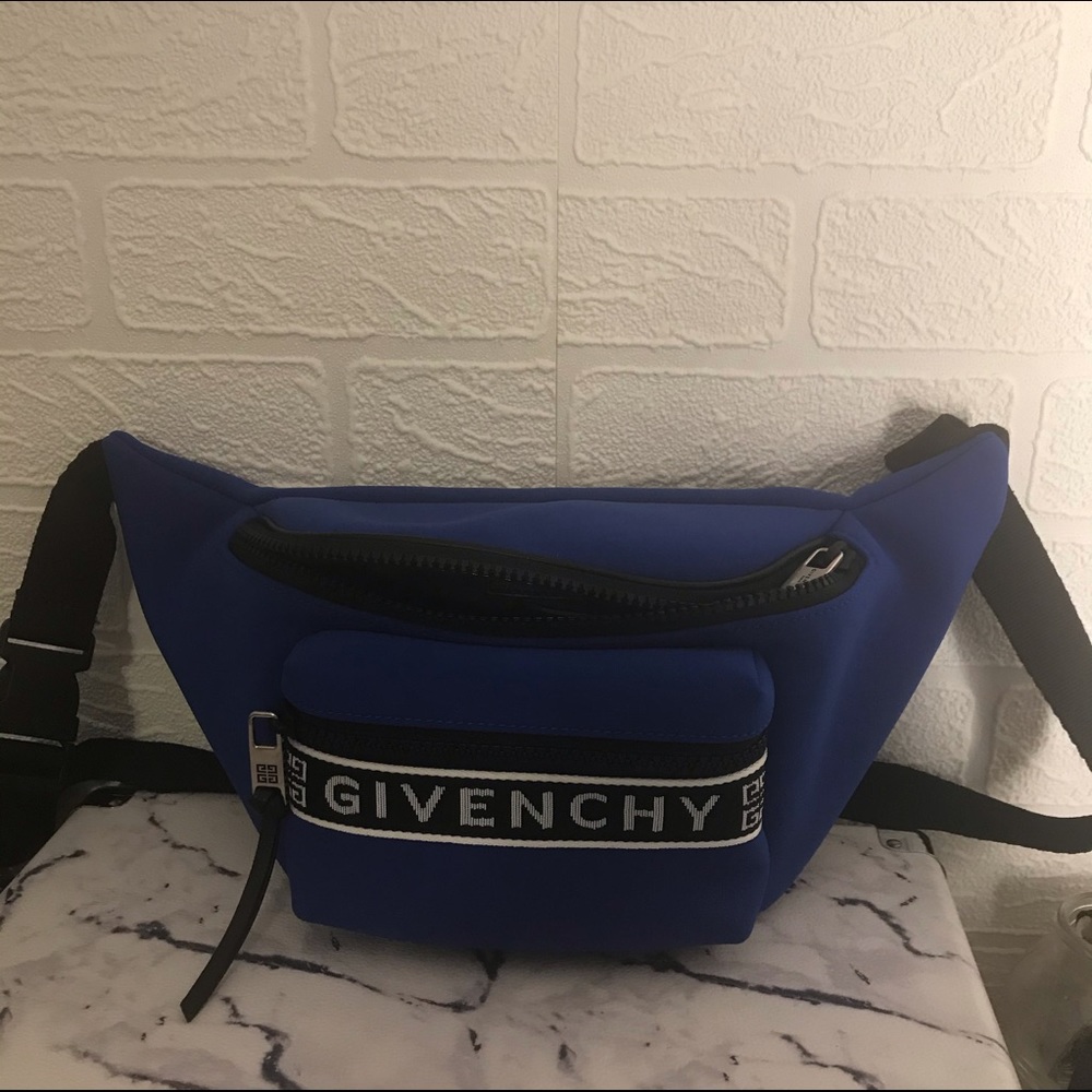 Givenchy 4G Logo Belt Bag - Picture 2 of 6